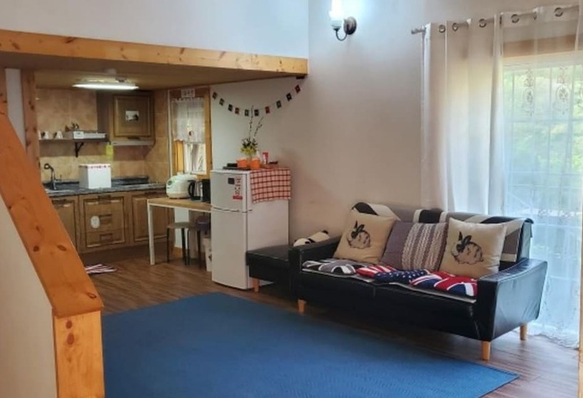 Jecheon Little Heaven Pension