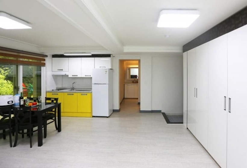 Jecheon Nine Valley Pension