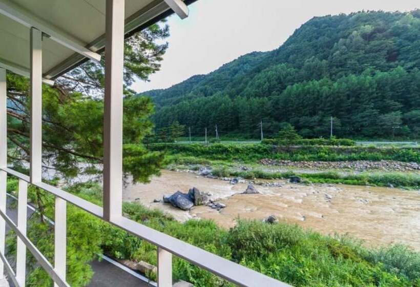 Jeongsen Eoulim Pension