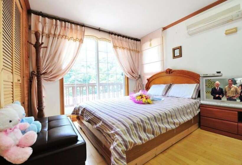 Jeongseon Into The Nature Pension