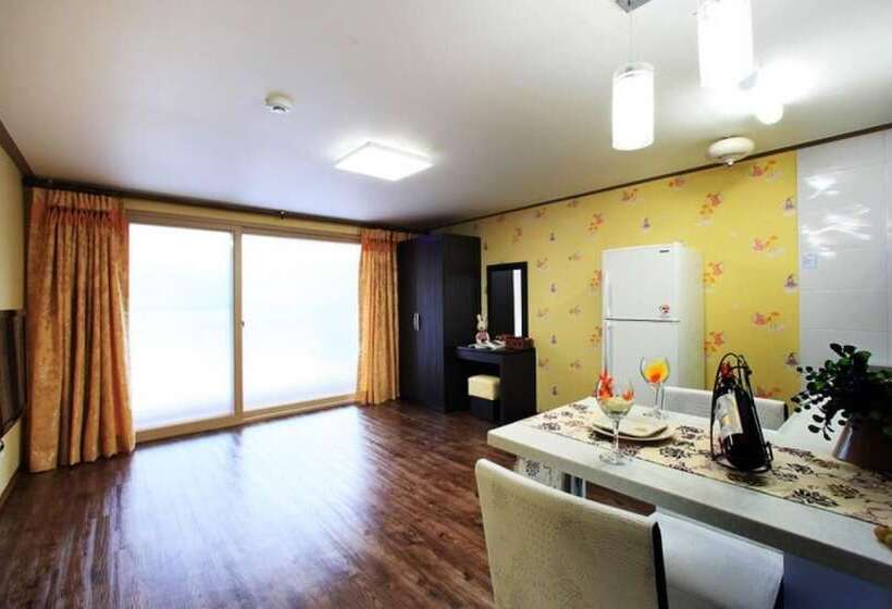 Jeongseon Sansol Pension