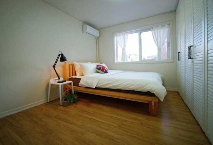 Jeonju Hosumaeul Dusilleene Pension