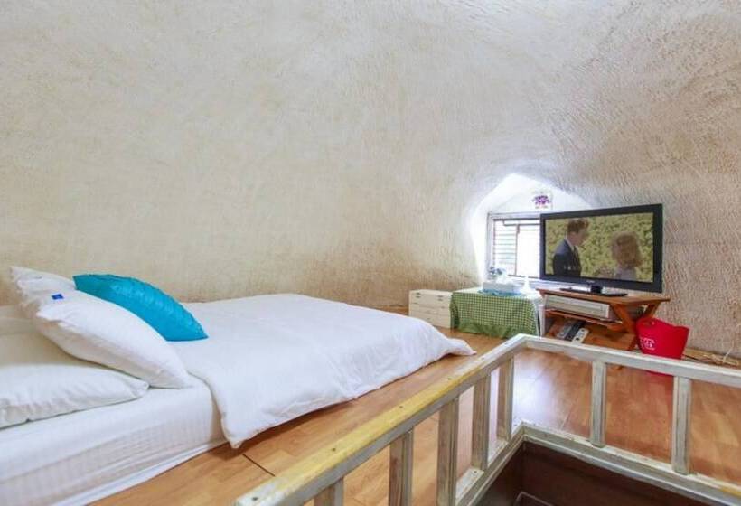 Jincheon Happy House Pension