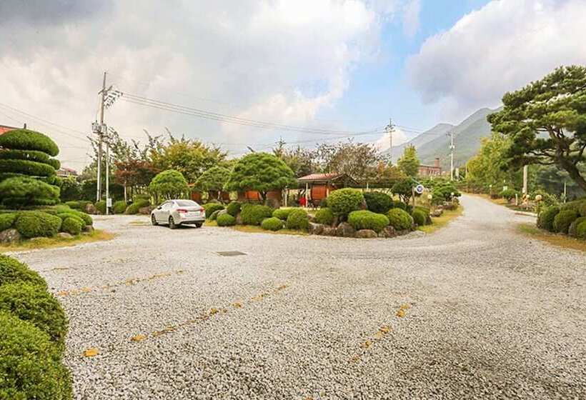 Gurye Jirisan Sansarang Pension