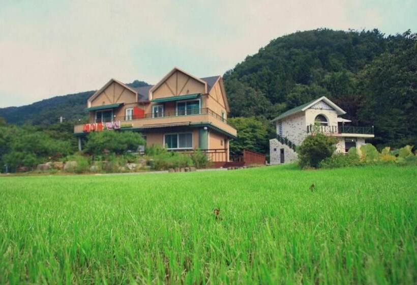 Damyang Maple Pension