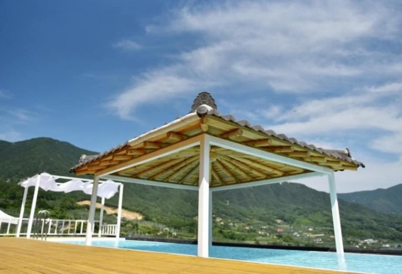 Miryang Eoleumgol Hanok Pension