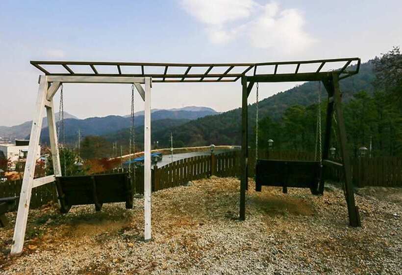 Morning Of Valley Pension Pocheon