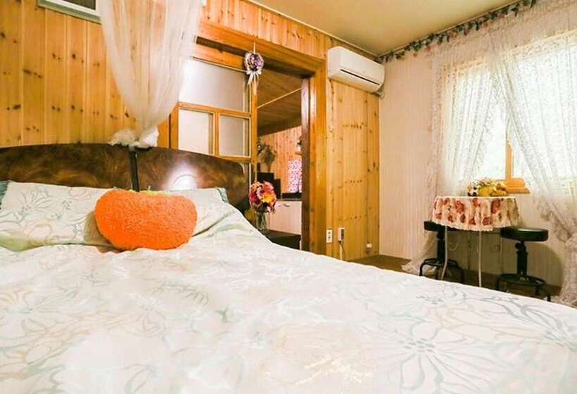 Morning Of Valley Pension Pocheon