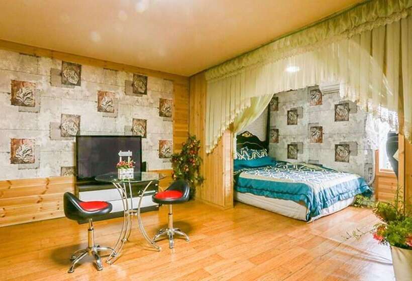 Morning Of Valley Pension Pocheon