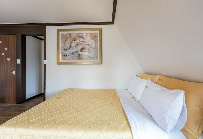 모텔 Nicepark Gangneung