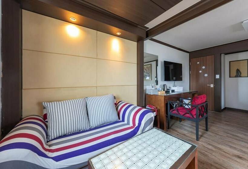 모텔 Nicepark Gangneung