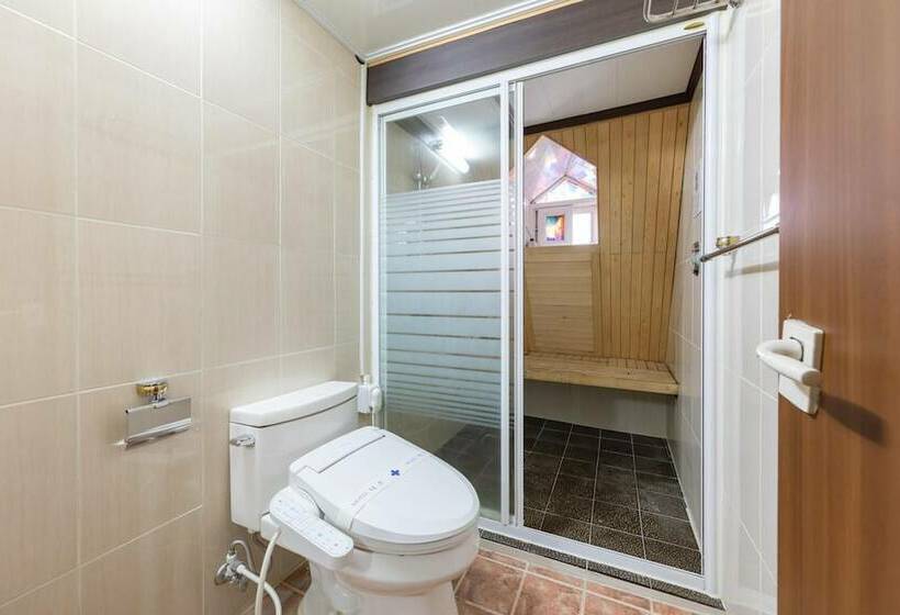 모텔 Nicepark Gangneung