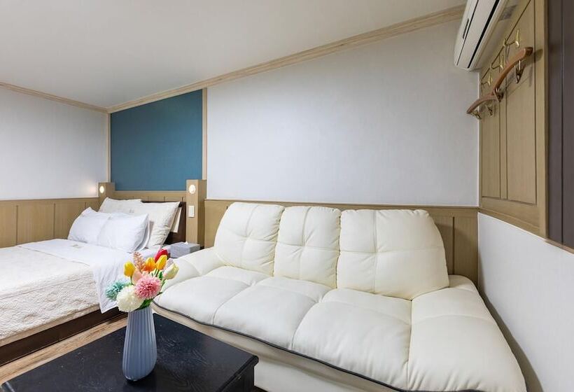 모텔 Nicepark Gangneung