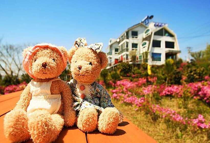 Muan Punggyeong Pension