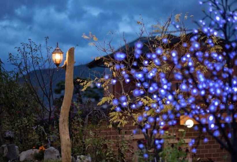 Muju Heukjip Jeongwon Pension