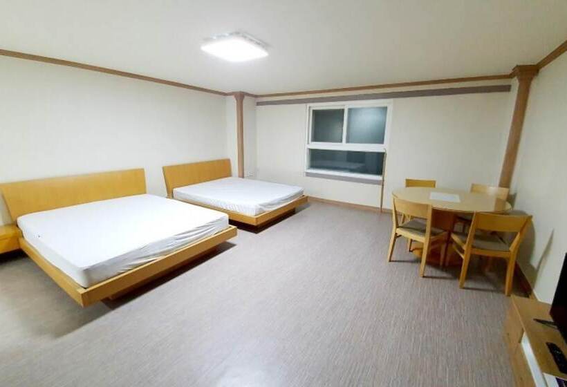 Muju Iso Condo Pension