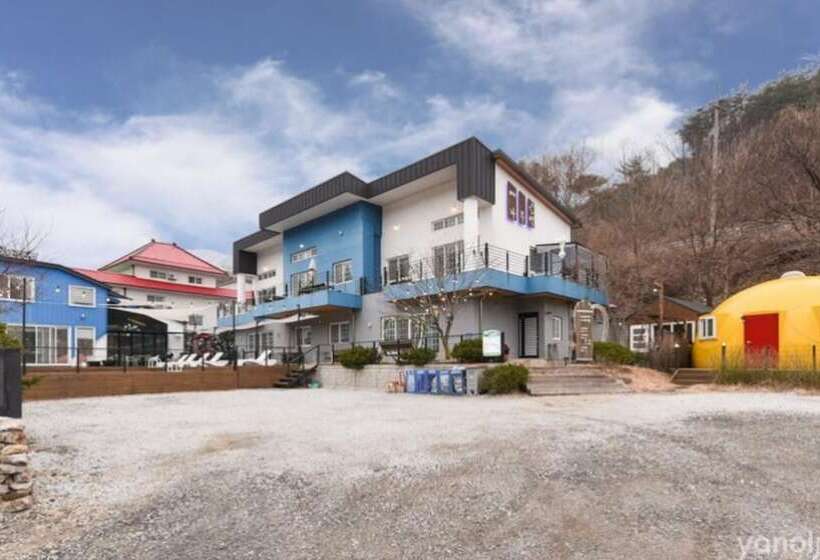Muju Namubyul Pension