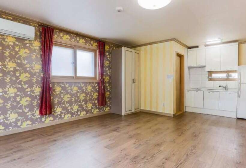 Muju Rainbow Pension