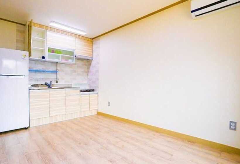 Muju Solhyanggi Pension