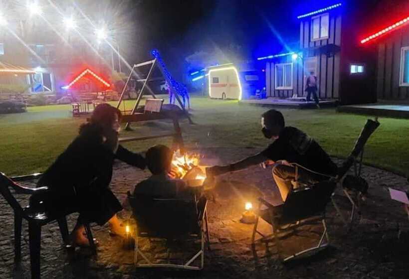 Muju Windmills And Streams Pension