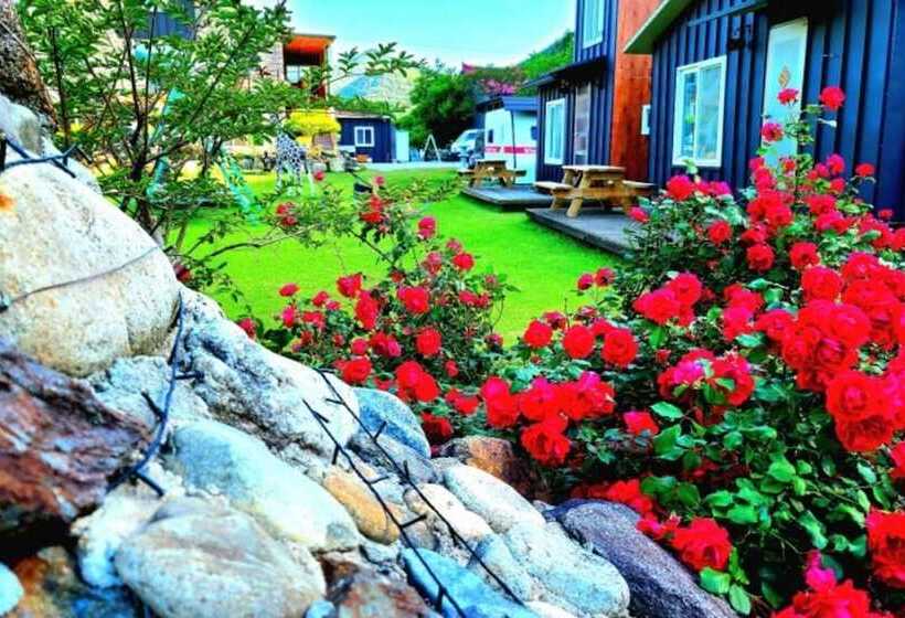 Muju Windmills And Streams Pension