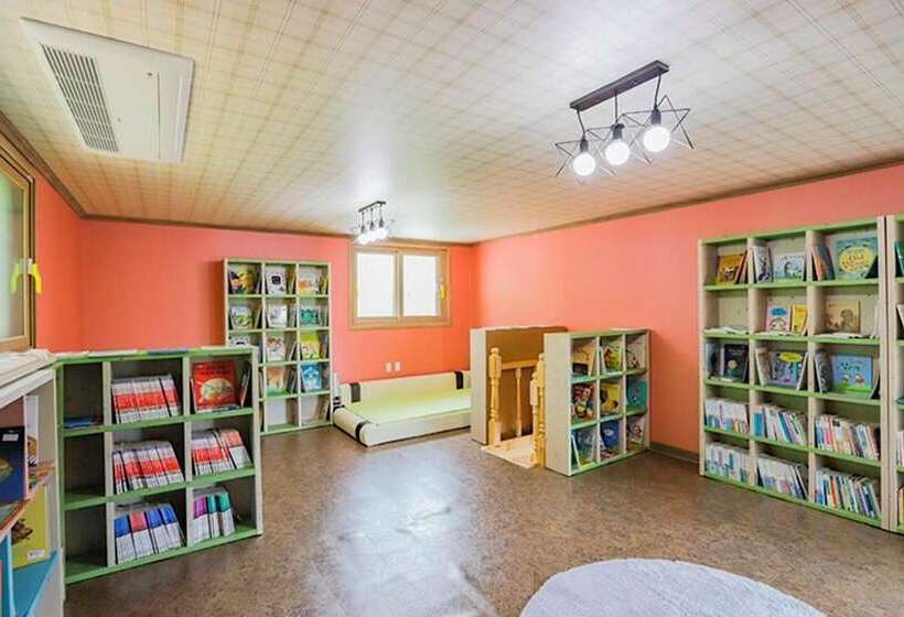 Naju Suparaejam Pension