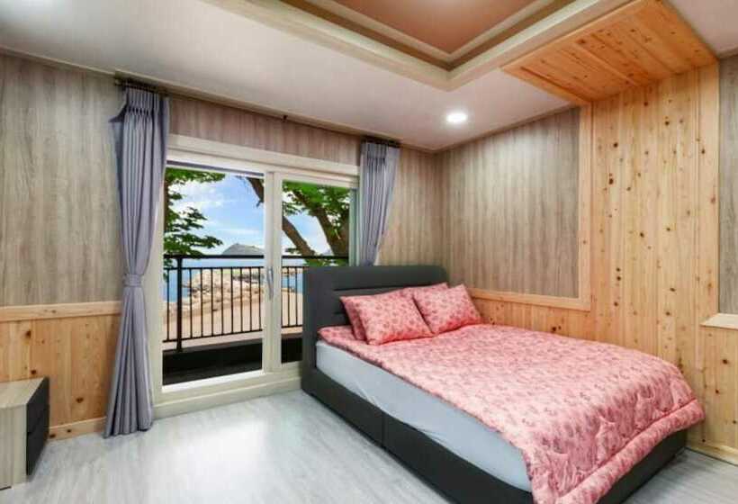 Namhae Badapunggyeong Pension Dosieobu