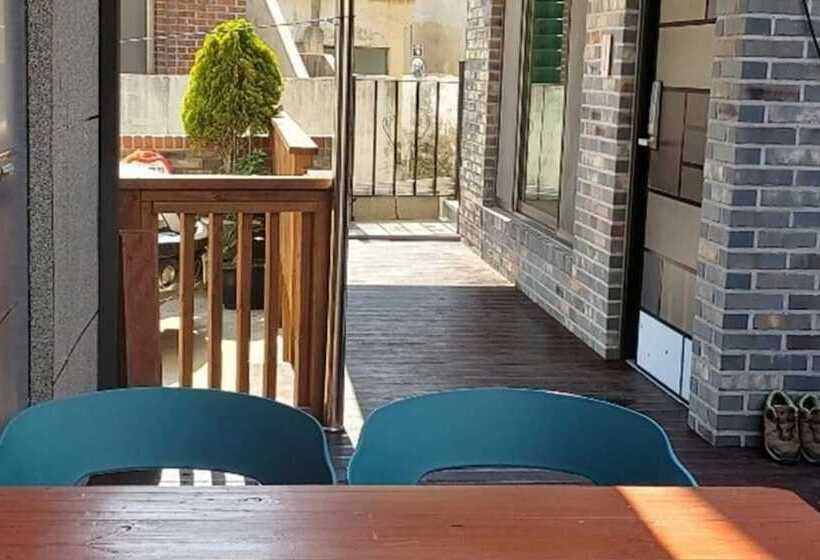 Namhae Bakatio Pension