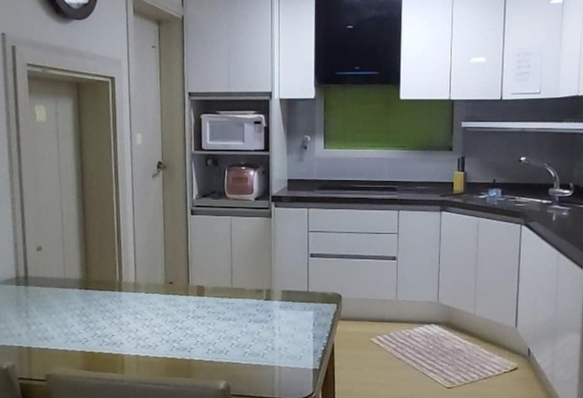 Namhae Bakatio Pension