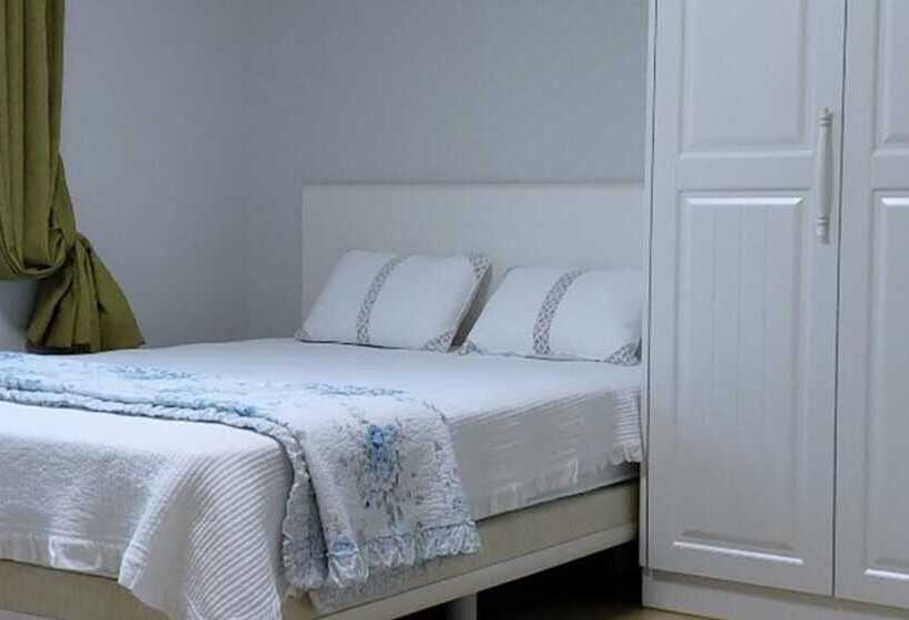 Namhae Bakatio Pension