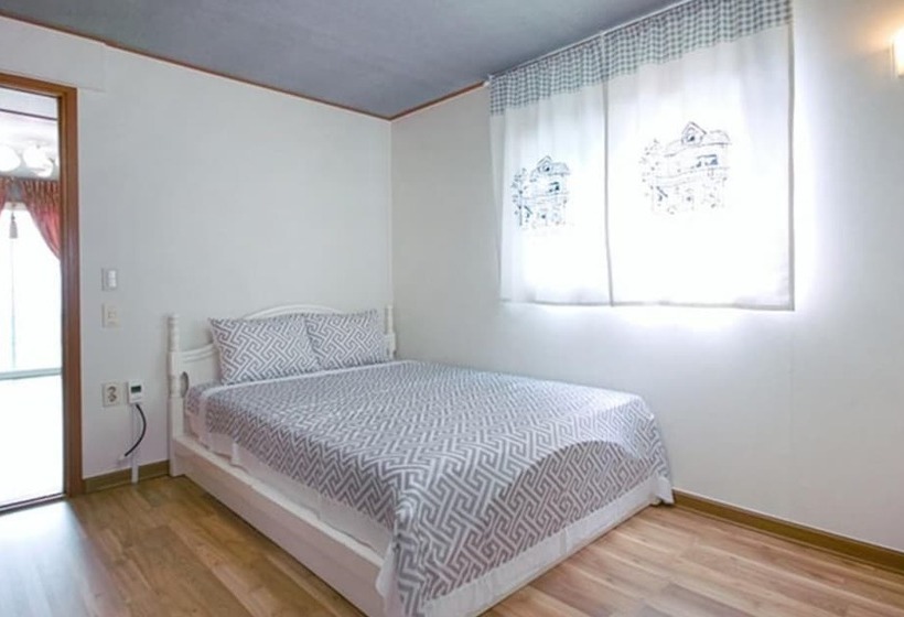 Namhae Blue Bird Pension