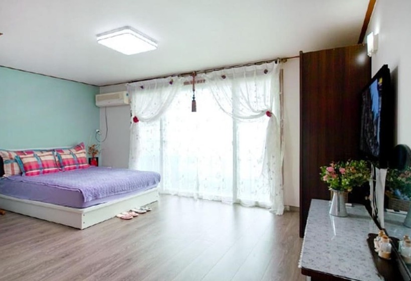 Namhae Blue Bird Pension