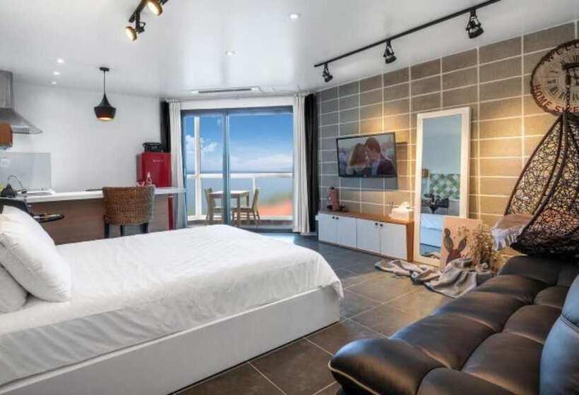 Namhae Brillant Spa Pension