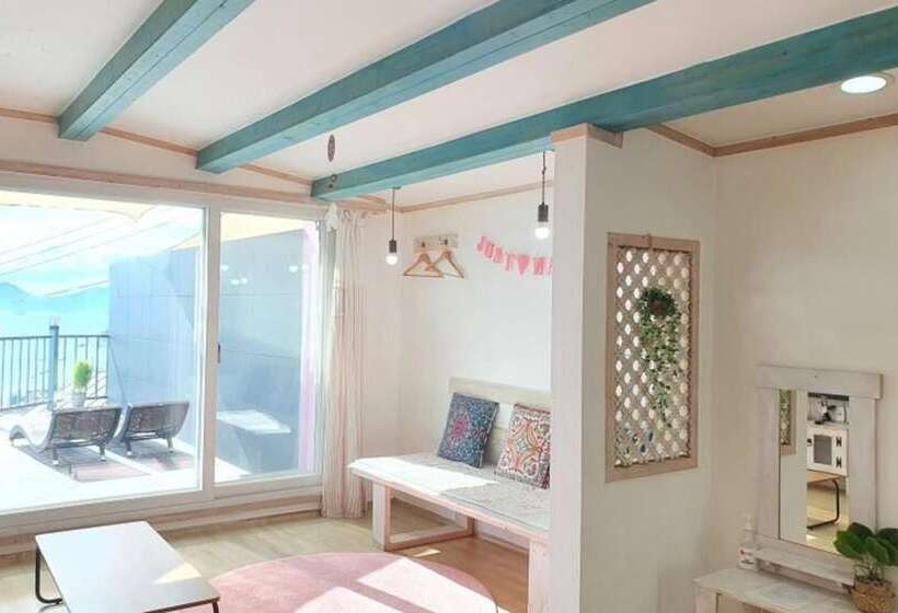Namhae Cloud Berry Pension