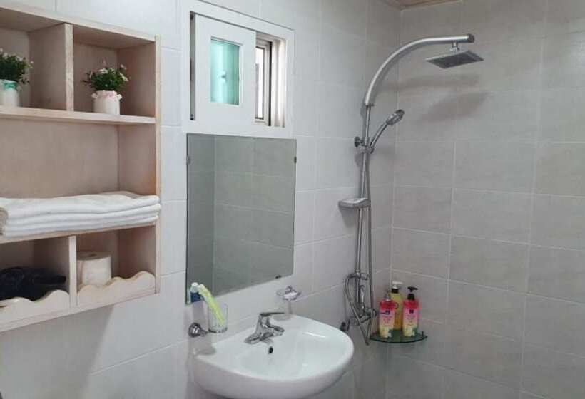 Namhae Cloud Berry Pension