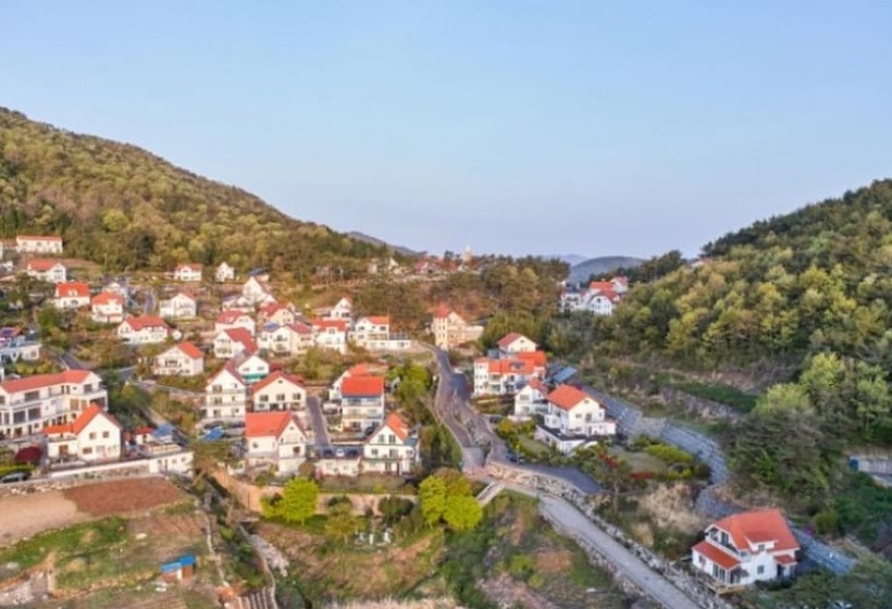 Namhae German Village Hercules Pension