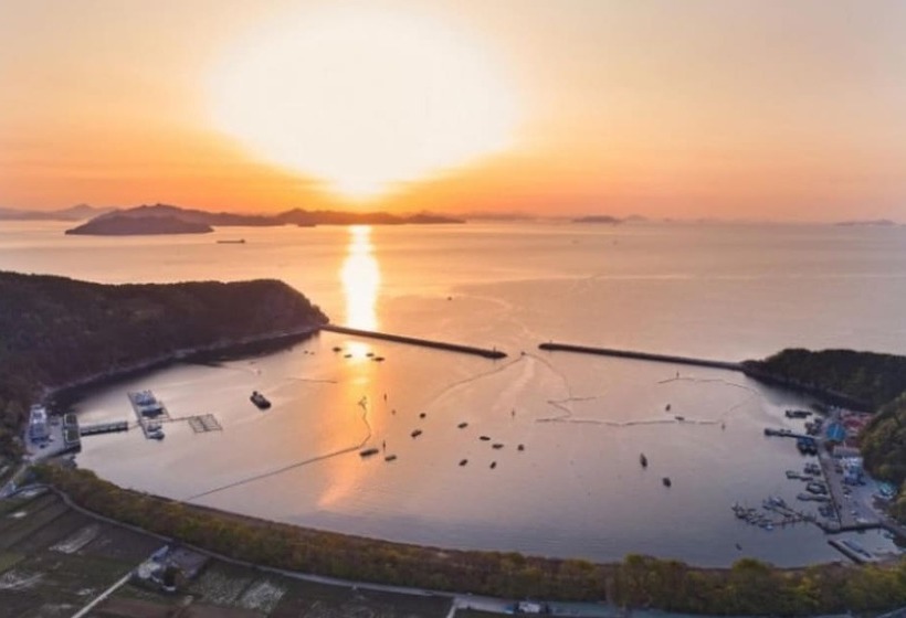 Namhae German Village Hercules Pension