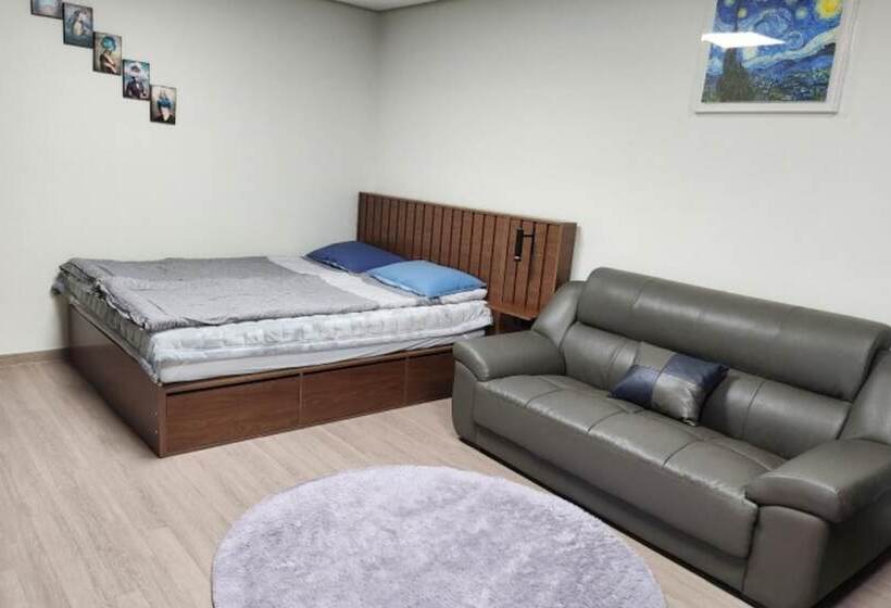 Namhae German Village Hercules Pension