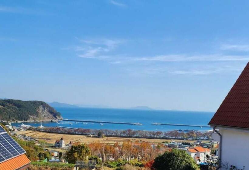 Namhae German Village Hercules Pension