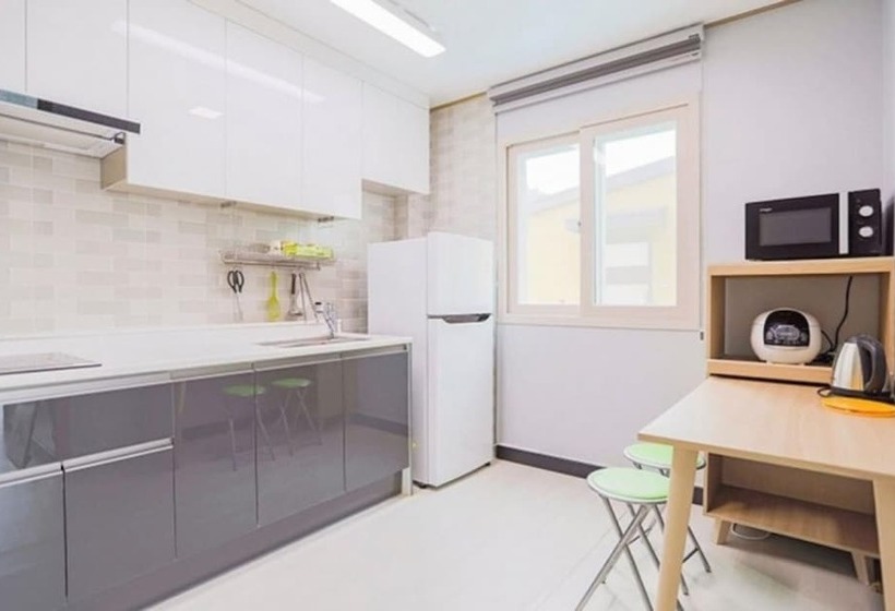 Namhae Gonige Pension