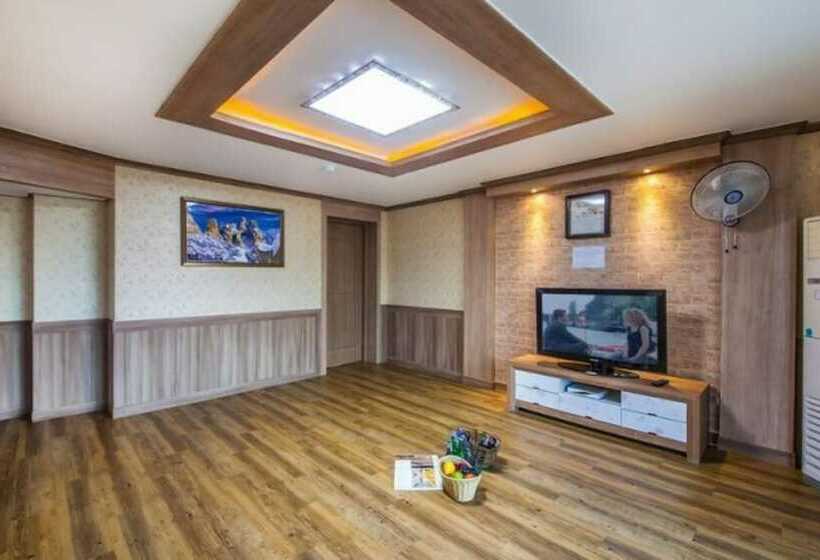 Namhae Rising Sun Landscape Pension