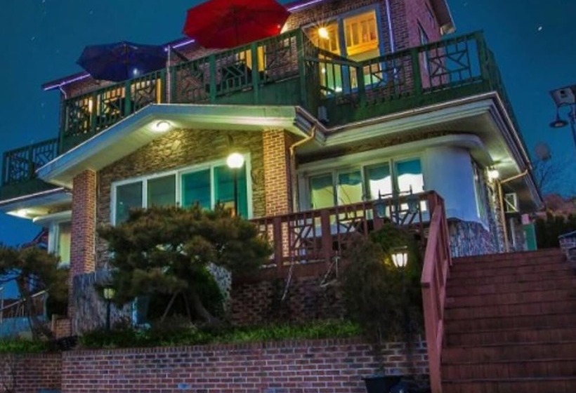 Namhae Rising Sun Landscape Pension