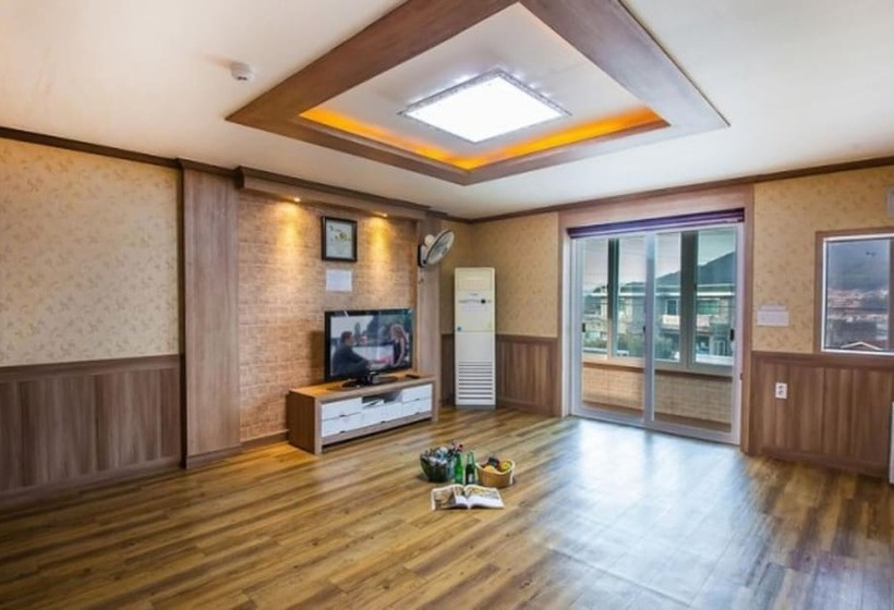 Namhae Rising Sun Landscape Pension