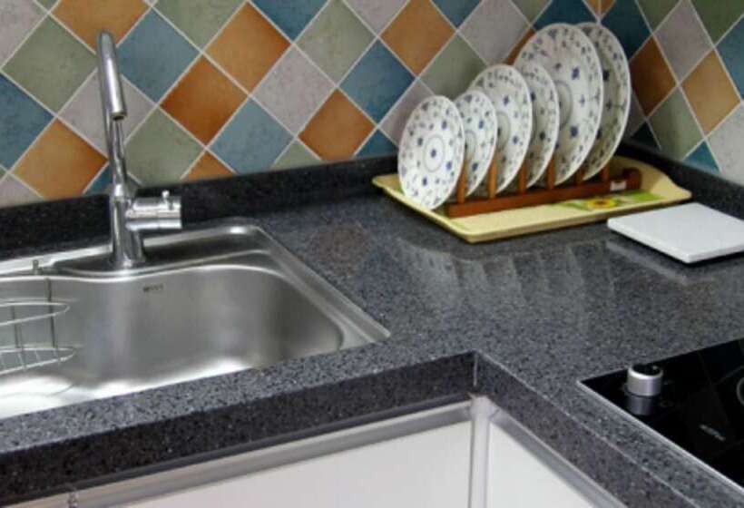 Namhae Seokbujak Jeongwon Pension