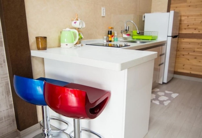 Namhae Skyblue Sea Pension