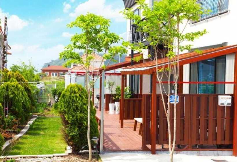 Namhae The Sun Pension