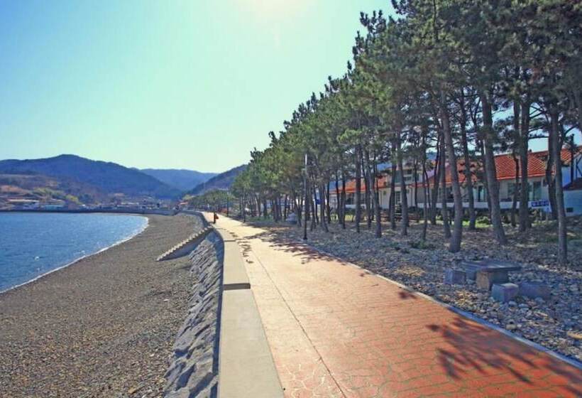 Namhae Wolpo Pension