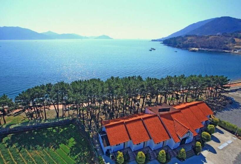 Namhae Wolpo Pension