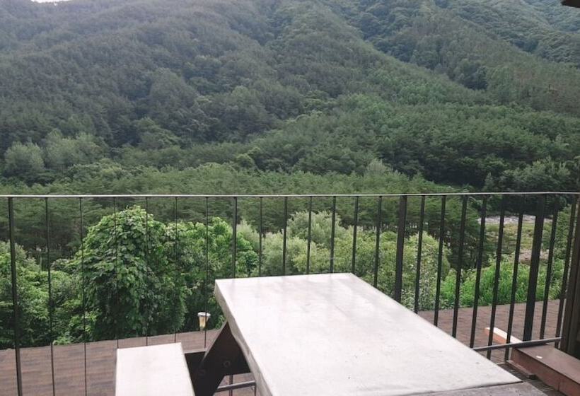 Namwon Kids Pool Villa Woorine Pension