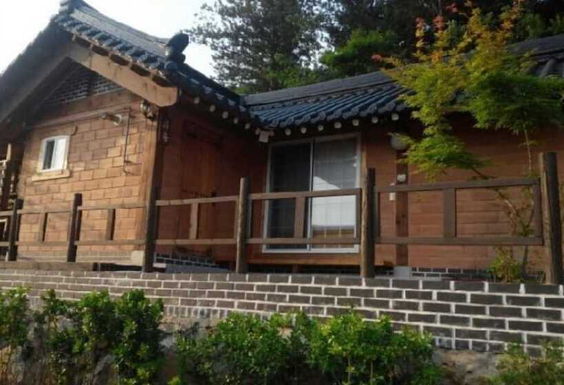 Namyangju Hanwoolchae Pension